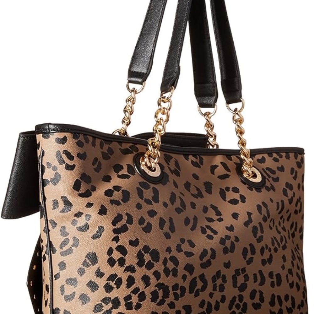 Closure type
Clamp
Outer material
Leather
Style
Tote Bag
Number of pockets
3 - Picture 2 of 9